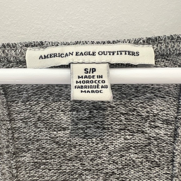 American Eagle Heathered Grey Tank Top - Picture 3 of 3